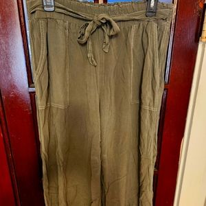 Wide Legged Green Pants